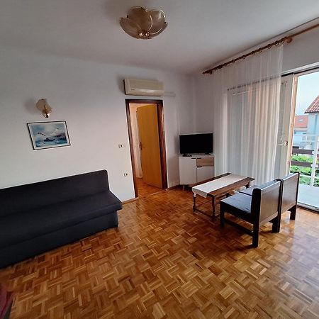Apartments With A Parking Space Crikvenica - 5553 Exteriör bild