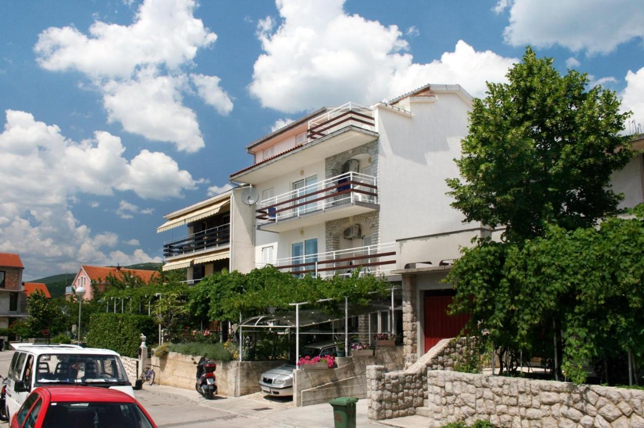 Apartments With A Parking Space Crikvenica - 5553 Exteriör bild